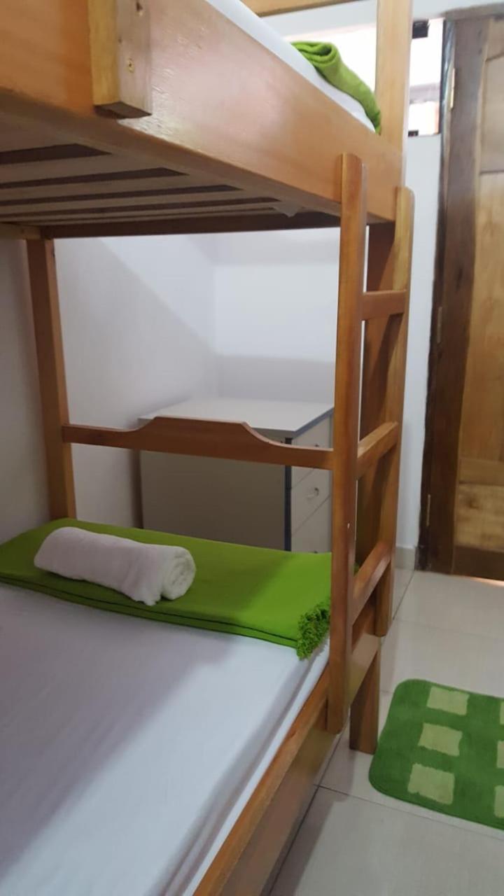 Helecho'S Hostal Hostel Encarnacion Exterior photo